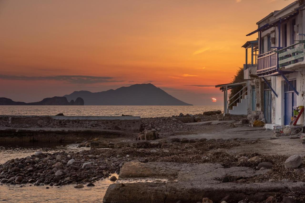 The Colourful Land Milos Klima  Екстериор снимка